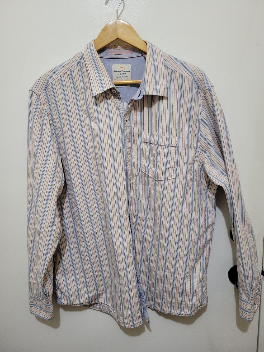 Tommy Bahama Island Sport Men's Striped Seersucker Button-Up Blue & White Shirt